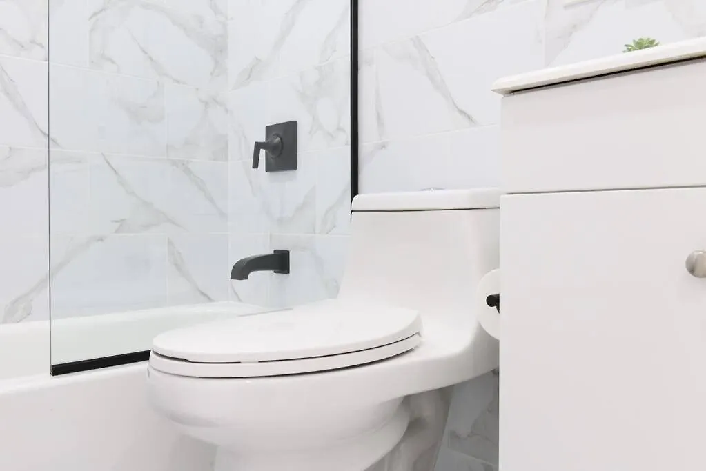 240-6 New Studio Prime Location W&D In Unit New York Apartment